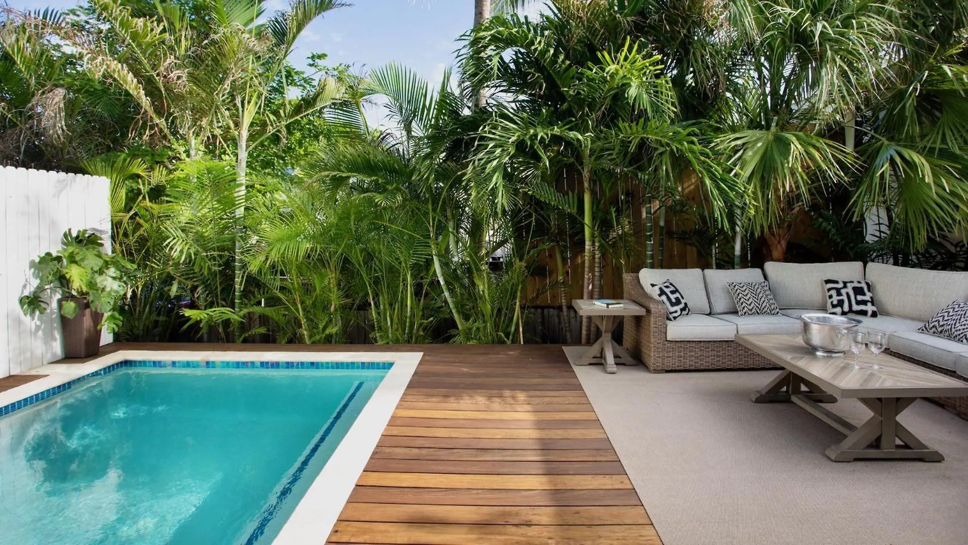 Southernmost Vistas By Last Key Realty Key West