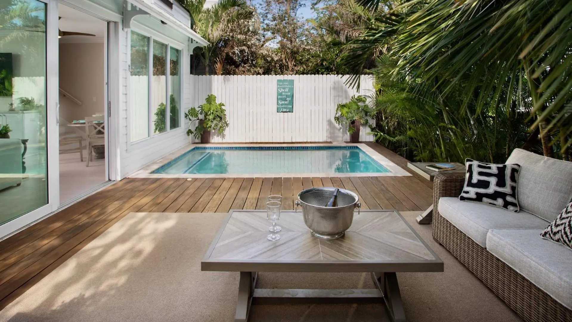 Southernmost Vistas By Last Key Realty Key West Holiday home